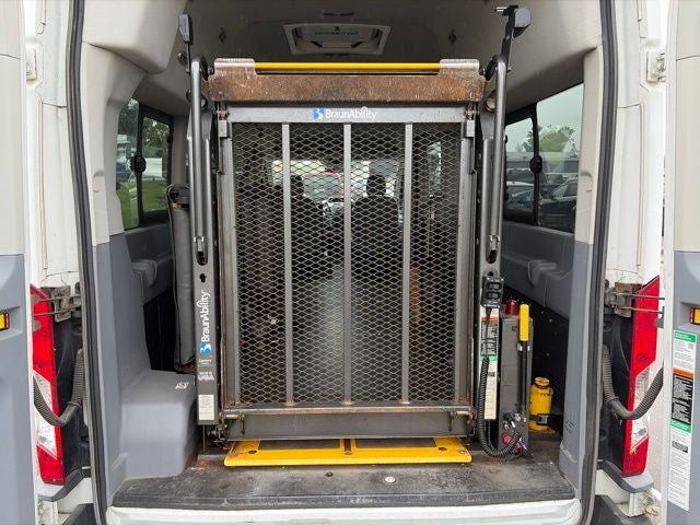 Used 2017 Ford Transit 350 XL RWD image 5