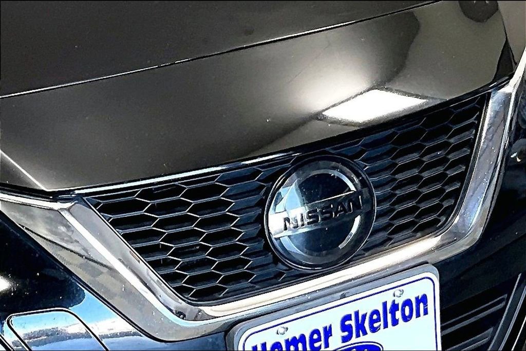 Used 2021 Nissan Versa SV image 30