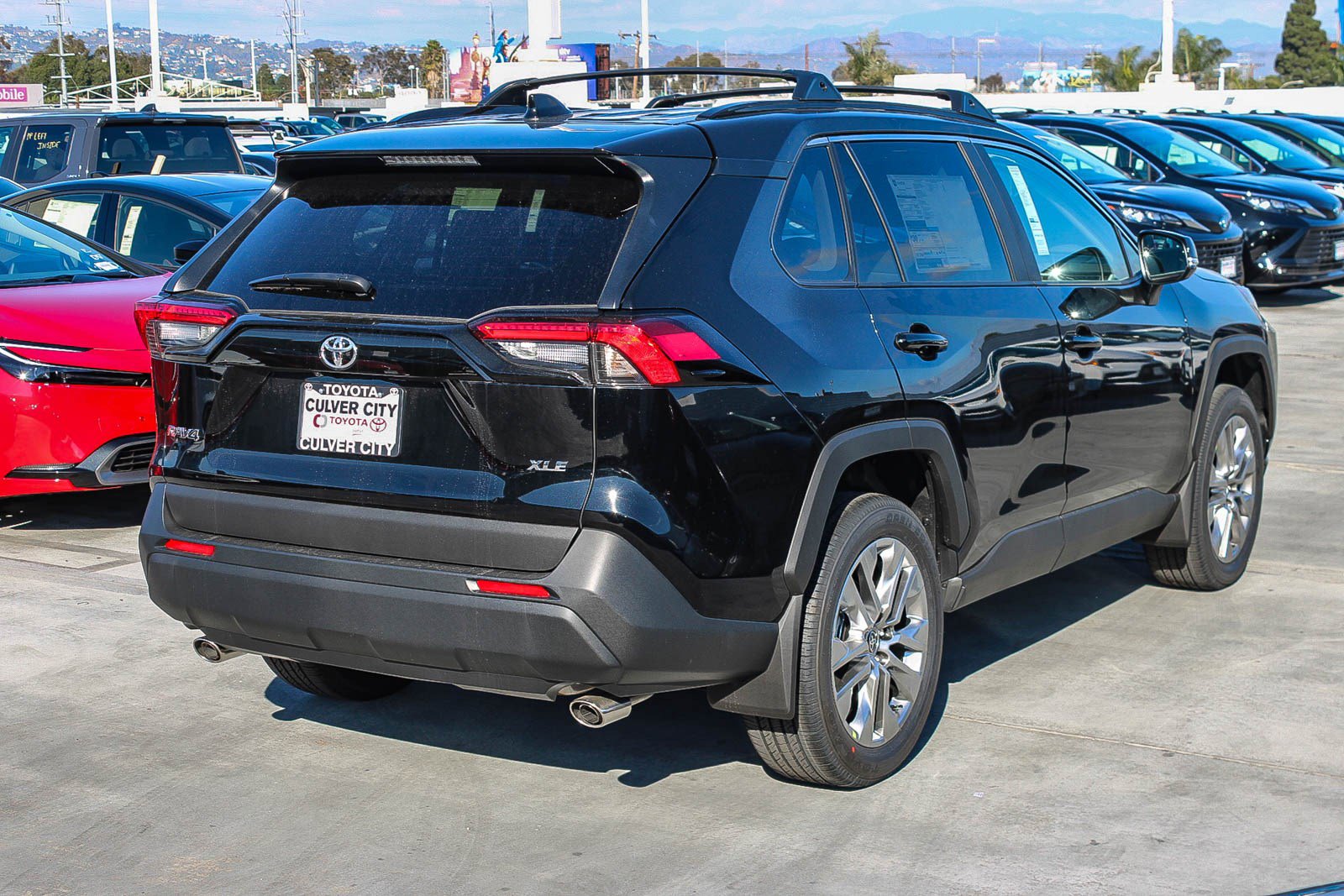 New 2025 Toyota RAV4 XLE Premium image 9