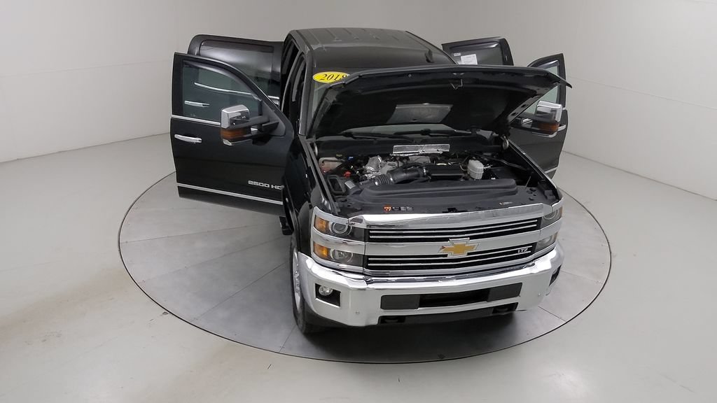 Used 2018 Chevrolet Silverado 2500 LTZ w/ Duramax Plus Package AWD/4WD image 46