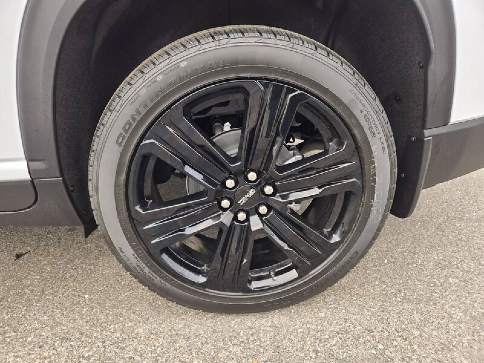 New 2026 GMC Acadia Elevation w/ Black Edition FWD image 9