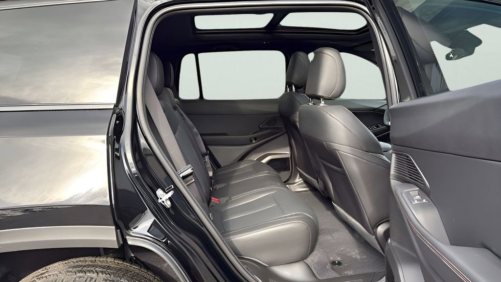 New 2026 Jeep Cherokee Limited image 34