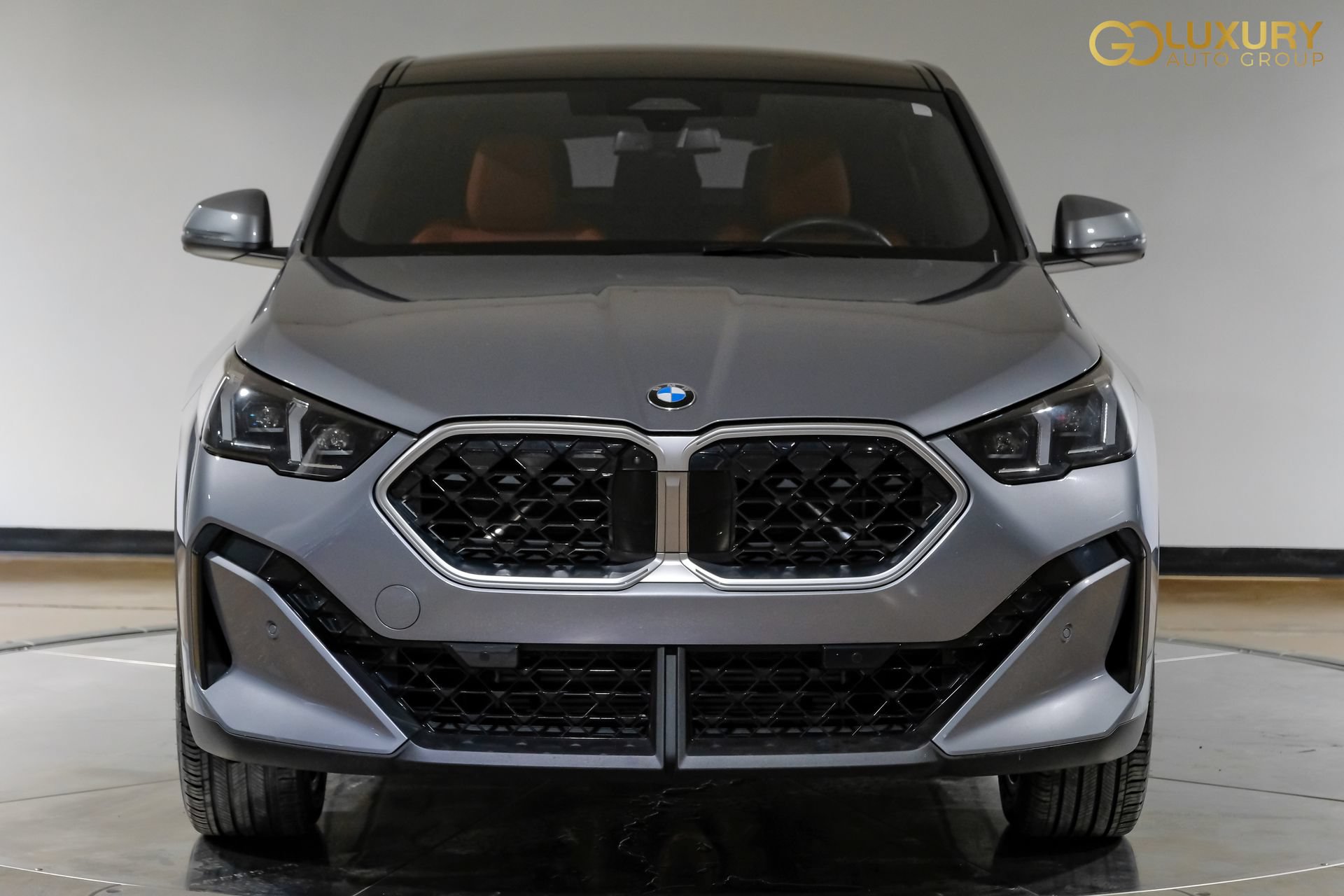 Used 2025 BMW X2 xDrive28i AWD/4WD image 7