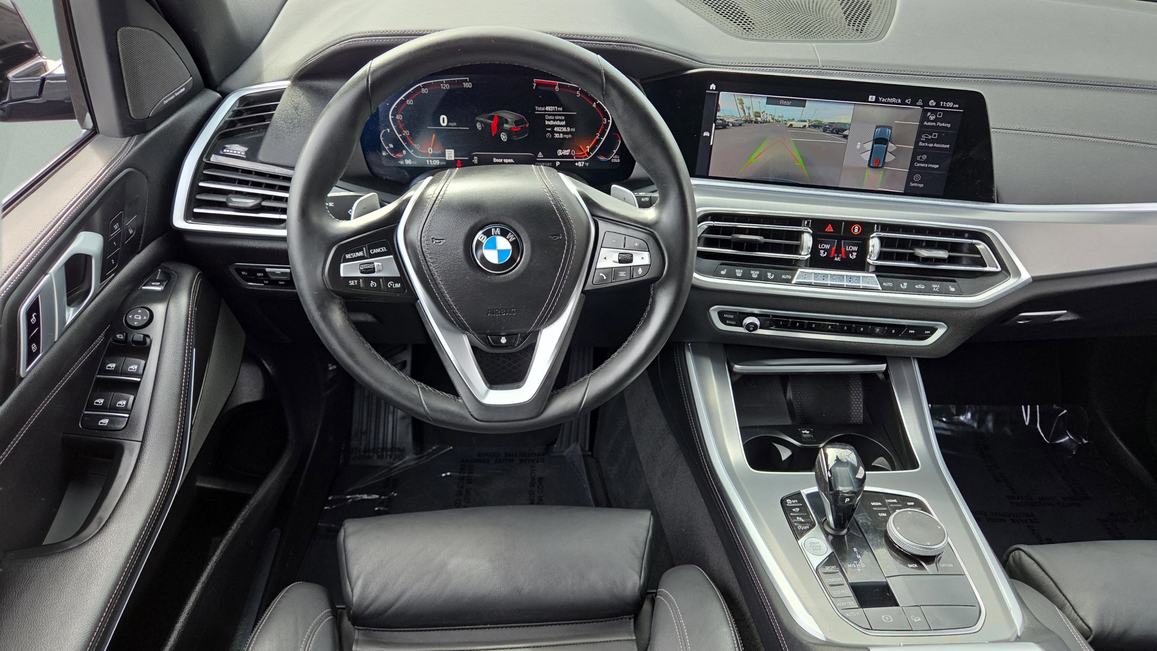 Used 2019 BMW X5 xDrive50i w/ Parking Assistance Package image 13