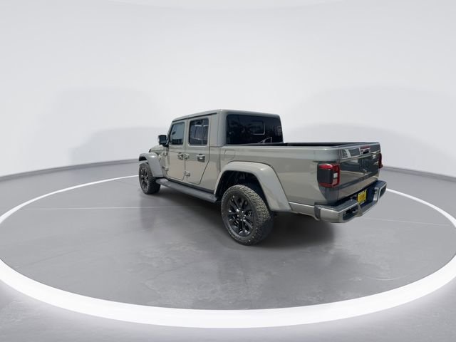 Certified 2023 Jeep Gladiator Overland AWD/4WD image 6