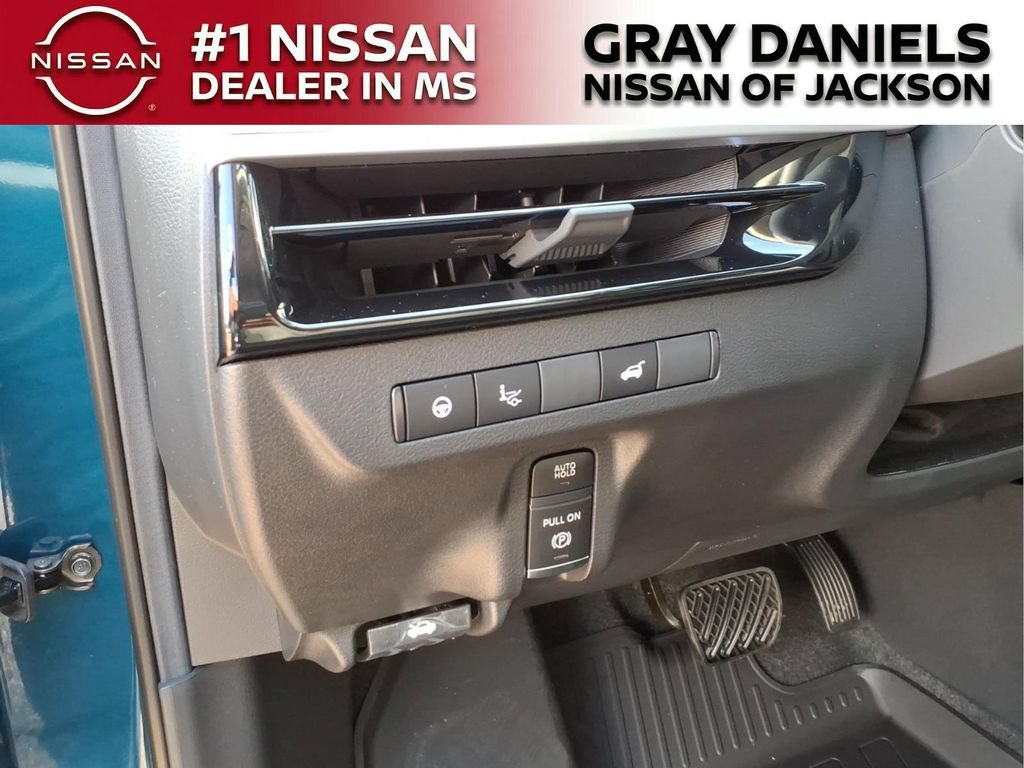 New 2026 Nissan Murano Platinum w/ Cargo Package AWD/4WD image 13