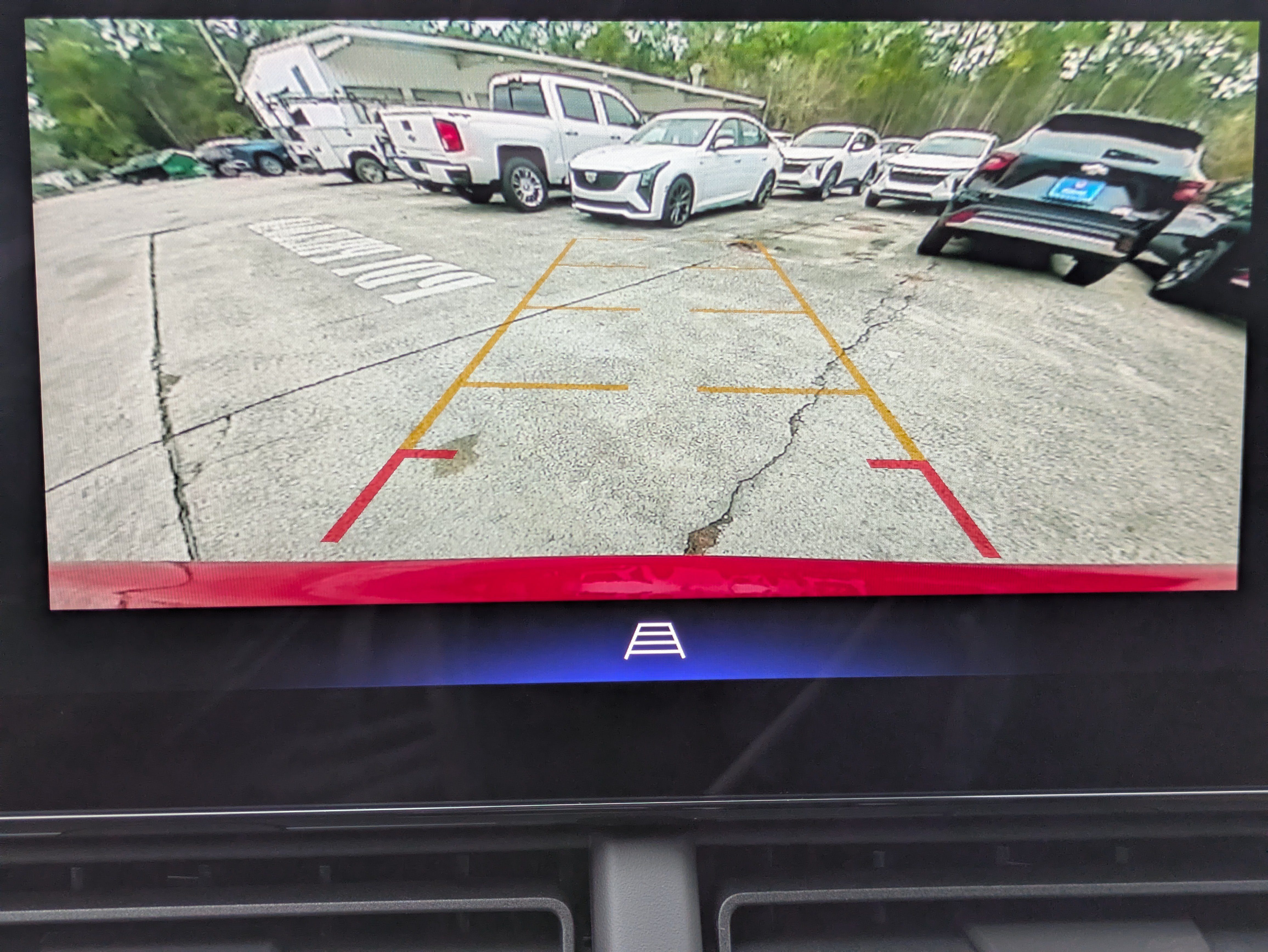 New 2026 Chevrolet Trax LT w/ Sunroof Package FWD image 13