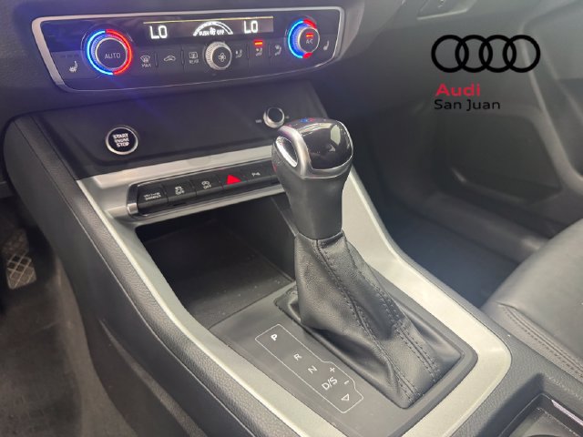 Used 2023 Audi Q3 2.0T Premium w/ Convenience Package AWD/4WD image 30