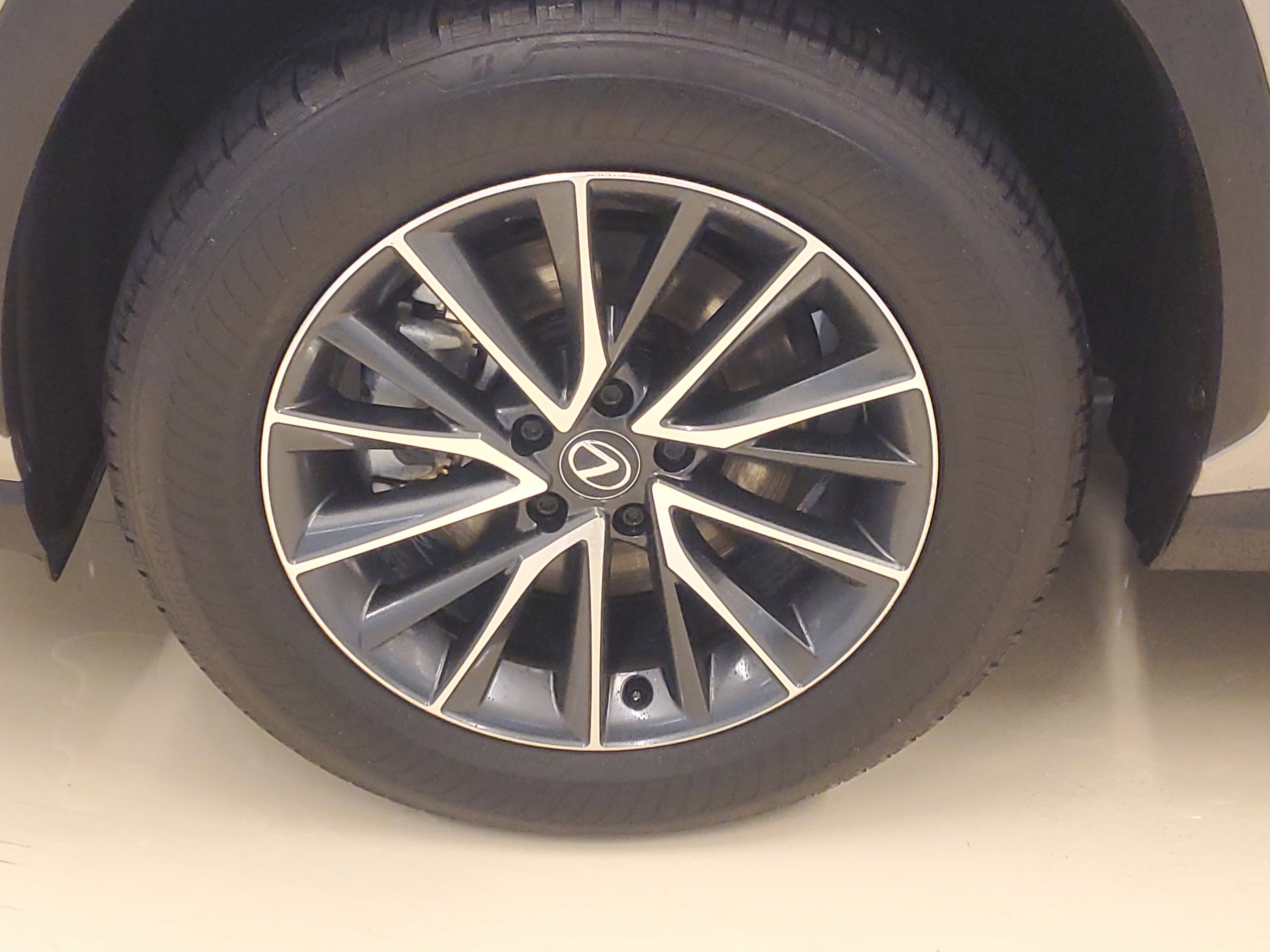 Certified 2025 Lexus NX 250 FWD w/ Premium Package image 7