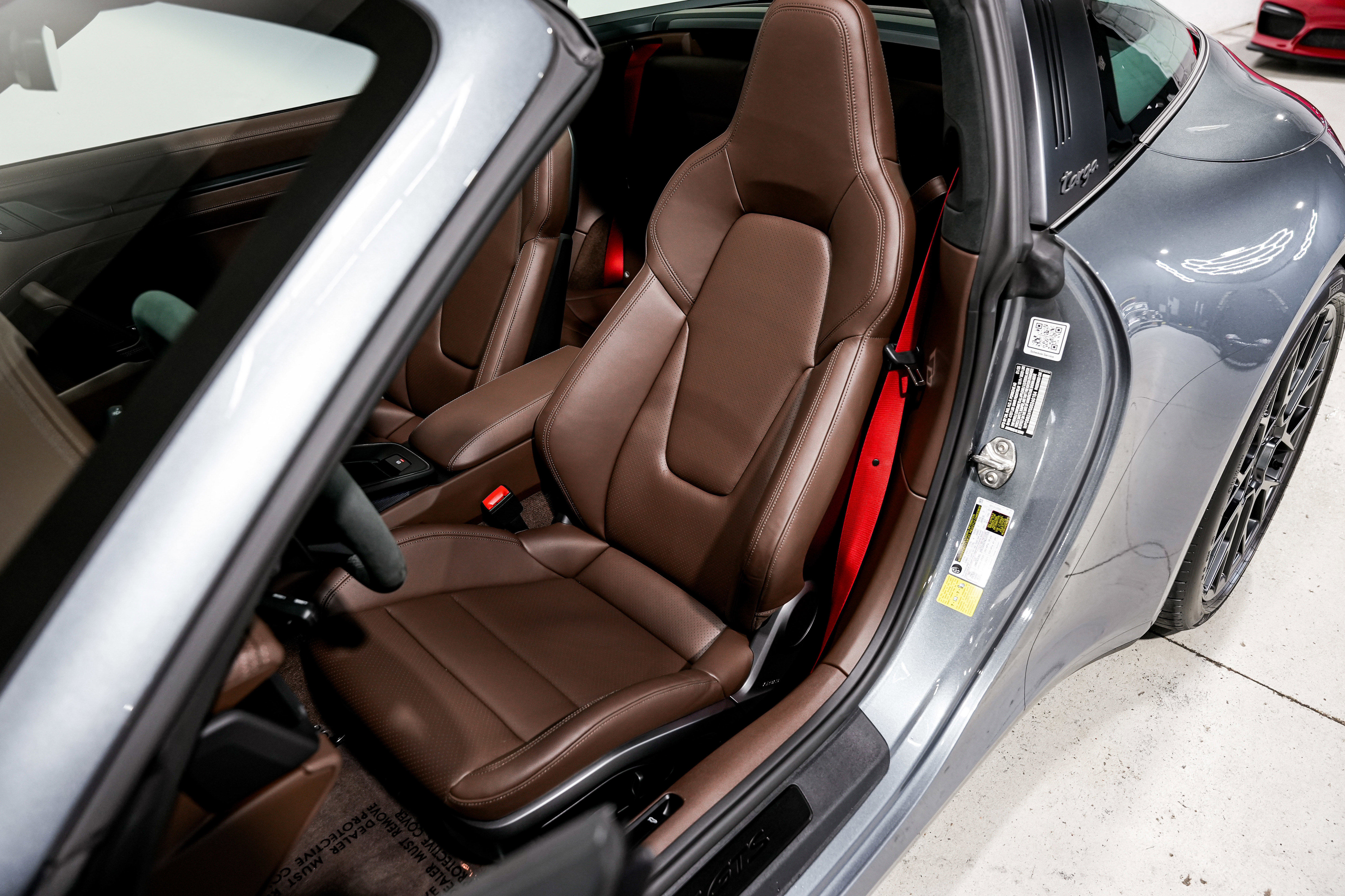 Used 2025 Porsche 911 Targa 4 GTS image 25