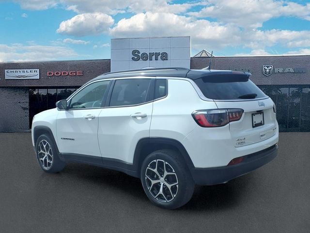 Used 2024 Jeep Compass Limited image 4