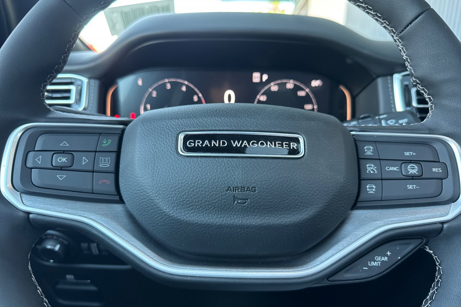 New 2026 Jeep Grand Wagoneer Limited AWD/4WD image 22