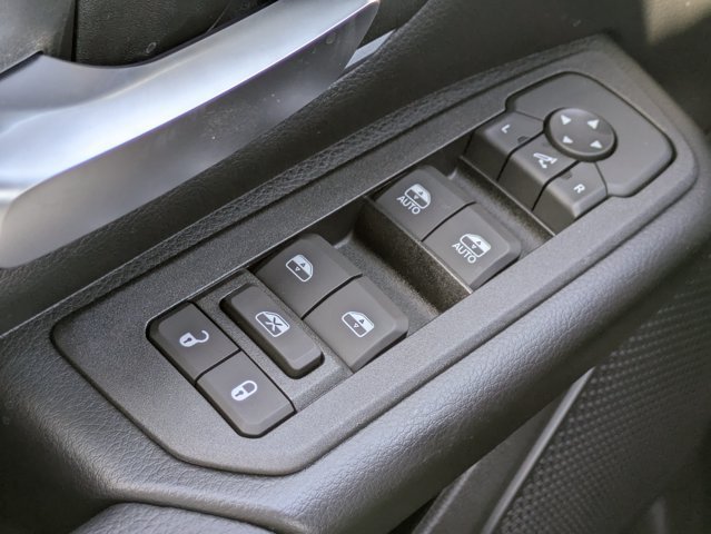 New 2026 RAM 1500 4x4 Crew Cab image 23
