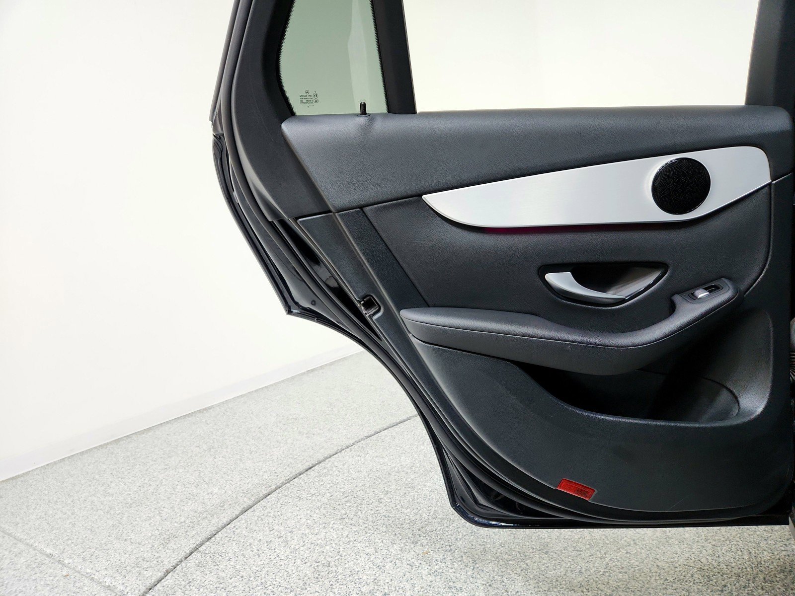 Certified 2022 Mercedes-Benz GLC 300 image 17