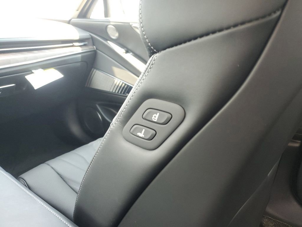 New 2023 Genesis G80 image 25