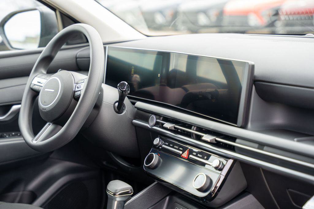 New 2026 Hyundai Tucson SEL image 12