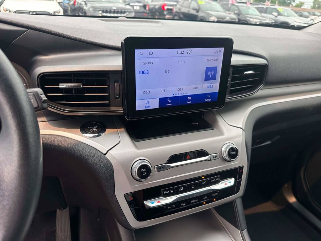 Used 2022 Ford Explorer XLT AWD/4WD image 31