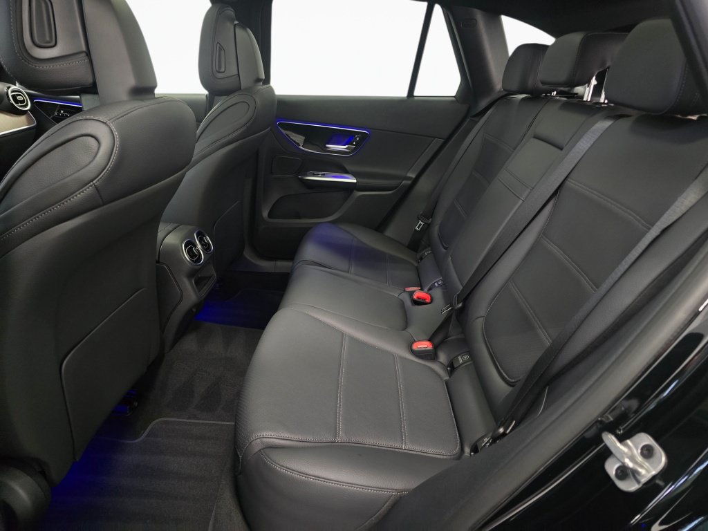 New 2026 Mercedes-Benz GLC 300 4MATIC image 18
