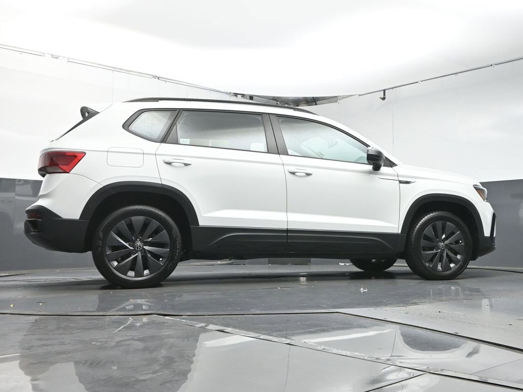 Used 2022 Volkswagen Taos S image 40