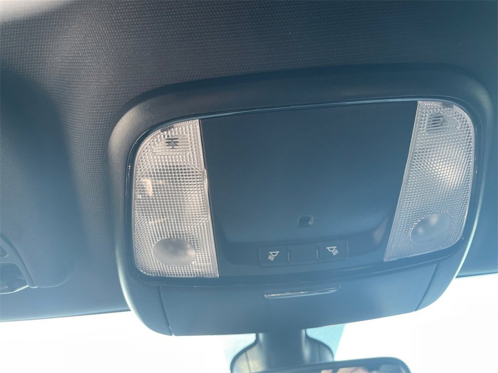 Used 2021 Dodge Durango SXT w/ Blacktop Package image 21