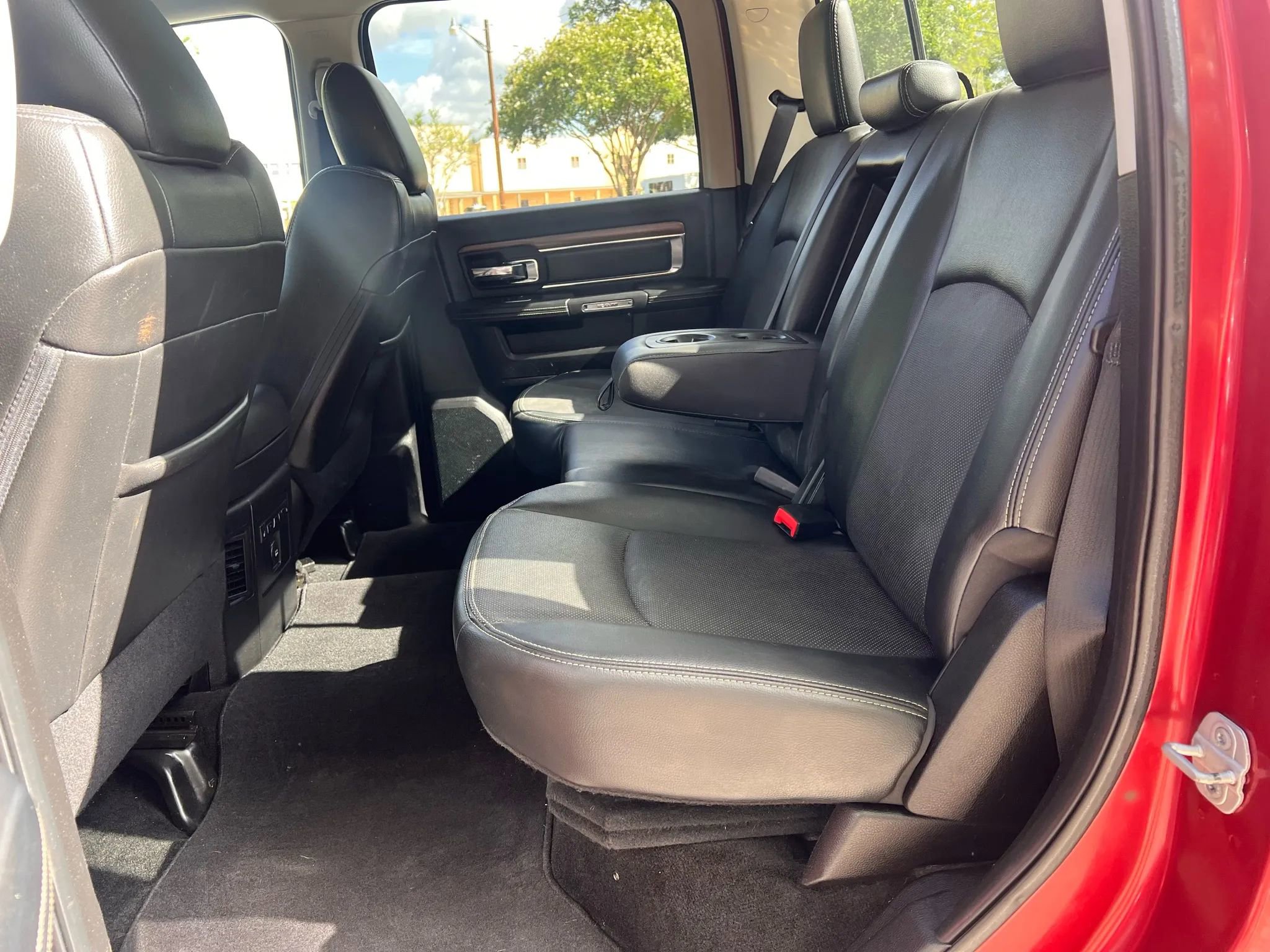 Used 2013 RAM 3500 Laramie image 11