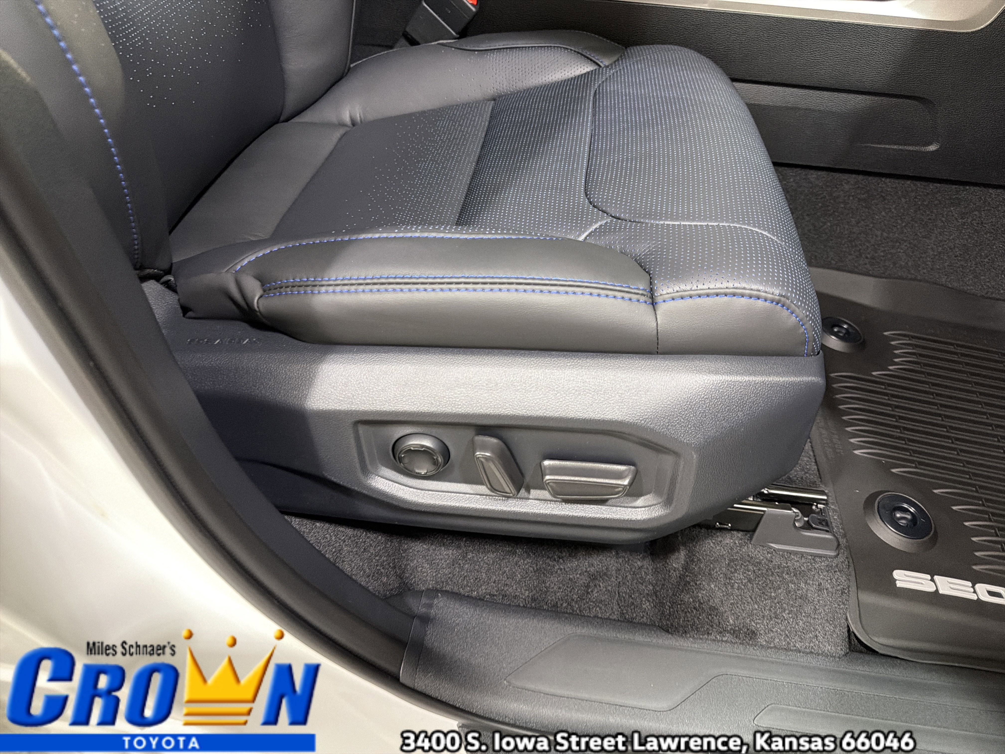 New 2026 Toyota Sequoia Platinum image 38