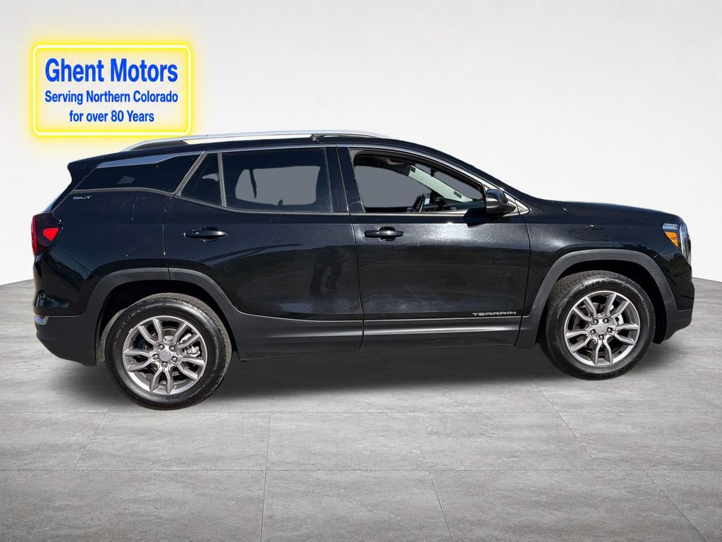 Used 2024 GMC Terrain SLT AWD/4WD image 6