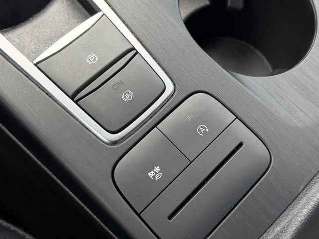 Used 2025 Ford Escape ST-Line FWD image 25
