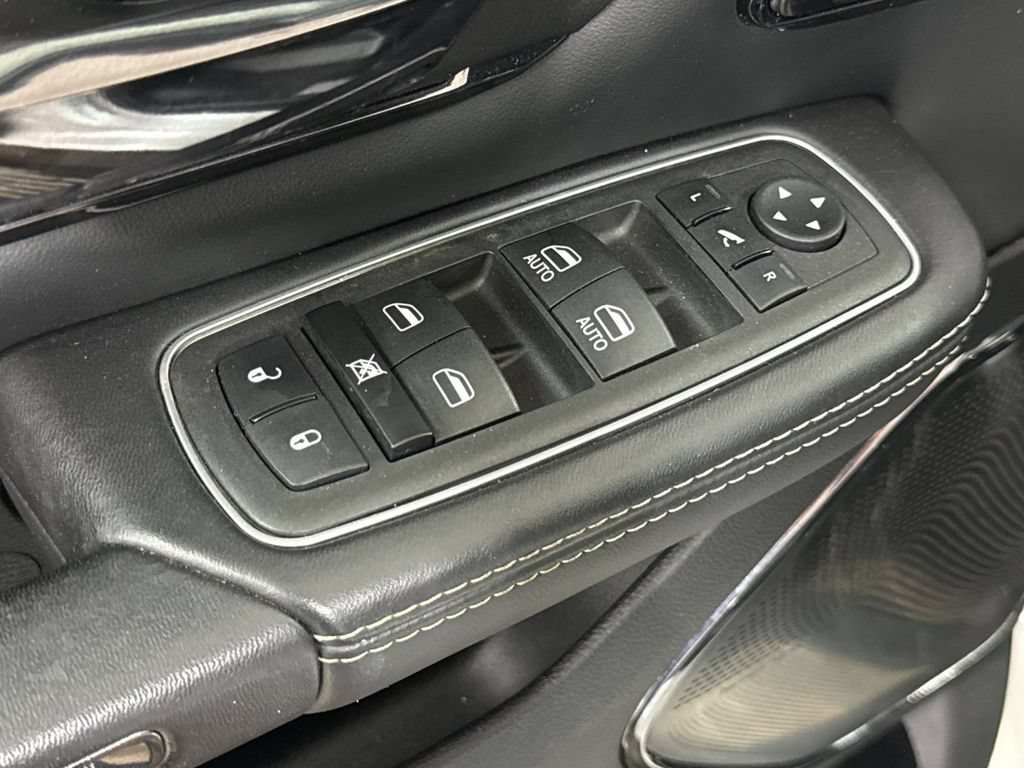 Used 2023 RAM 1500 Limited AWD/4WD image 15