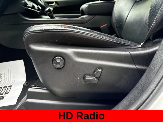 Used 2021 Dodge Durango R/T w/ Blacktop Package AWD/4WD image 17