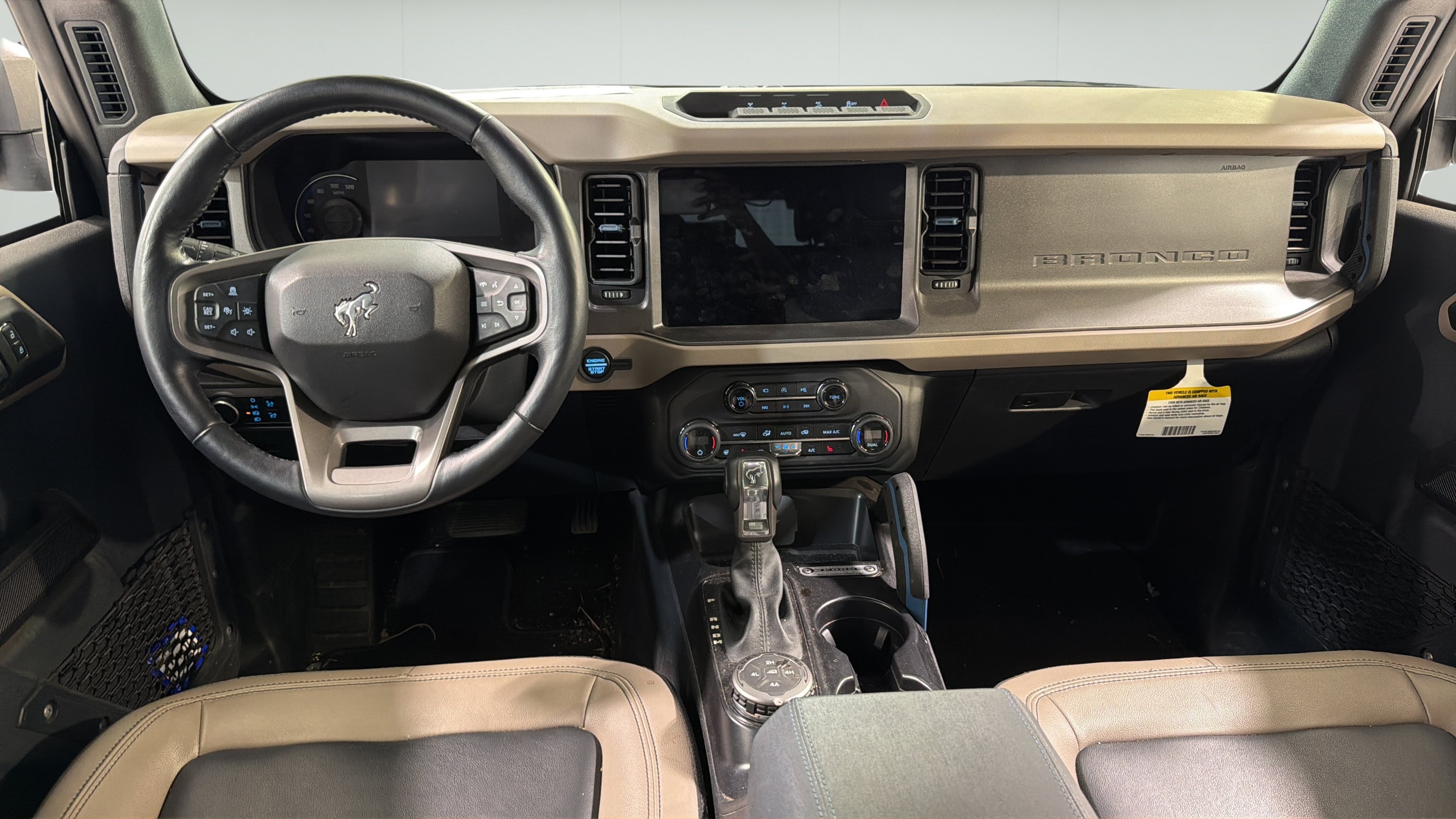 Used 2024 Ford Bronco Wildtrak AWD/4WD image 24