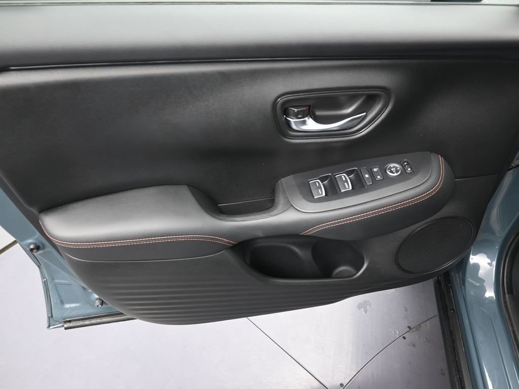 Used 2024 Honda HR-V Sport image 12