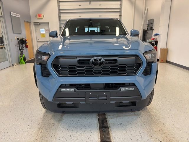New 2026 Toyota Tacoma TRD Off-Road AWD/4WD image 6
