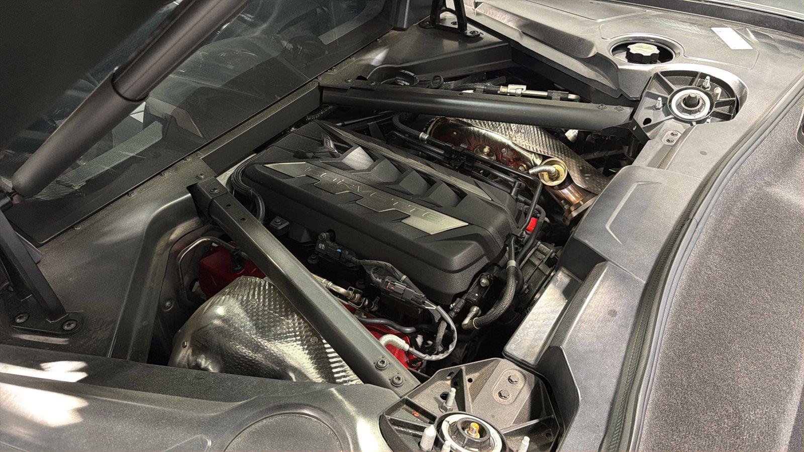 Used 2024 Chevrolet Corvette Stingray Coupe w/ 1LT RWD image 18