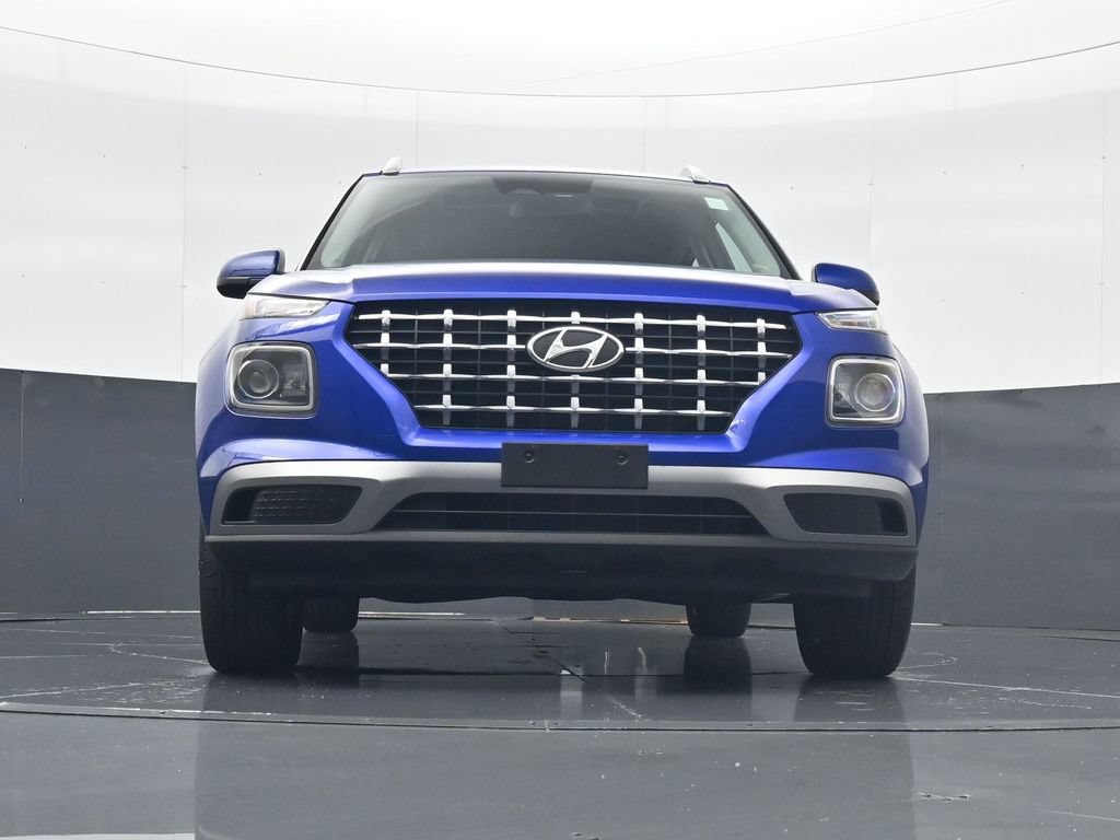 Certified 2024 Hyundai Venue SEL FWD image 23