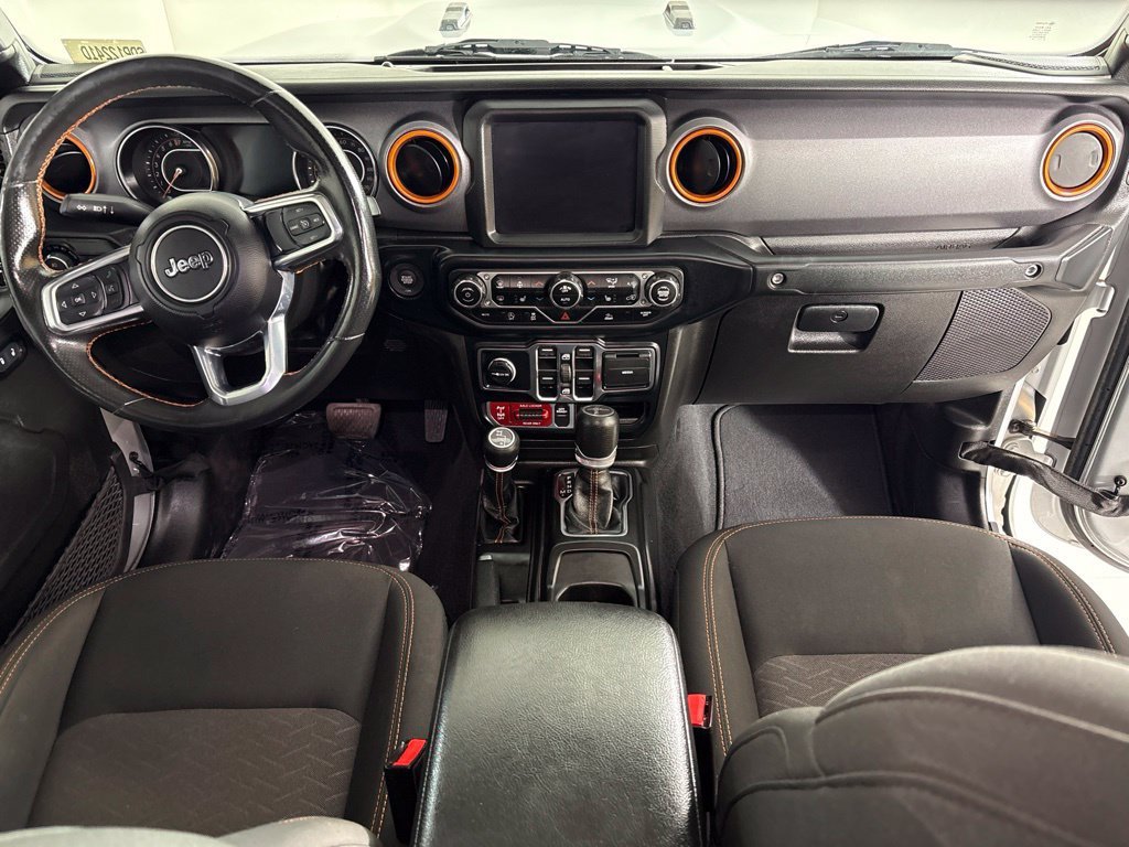 Used 2023 Jeep Gladiator Mojave w/ Cold Weather Group AWD/4WD image 15