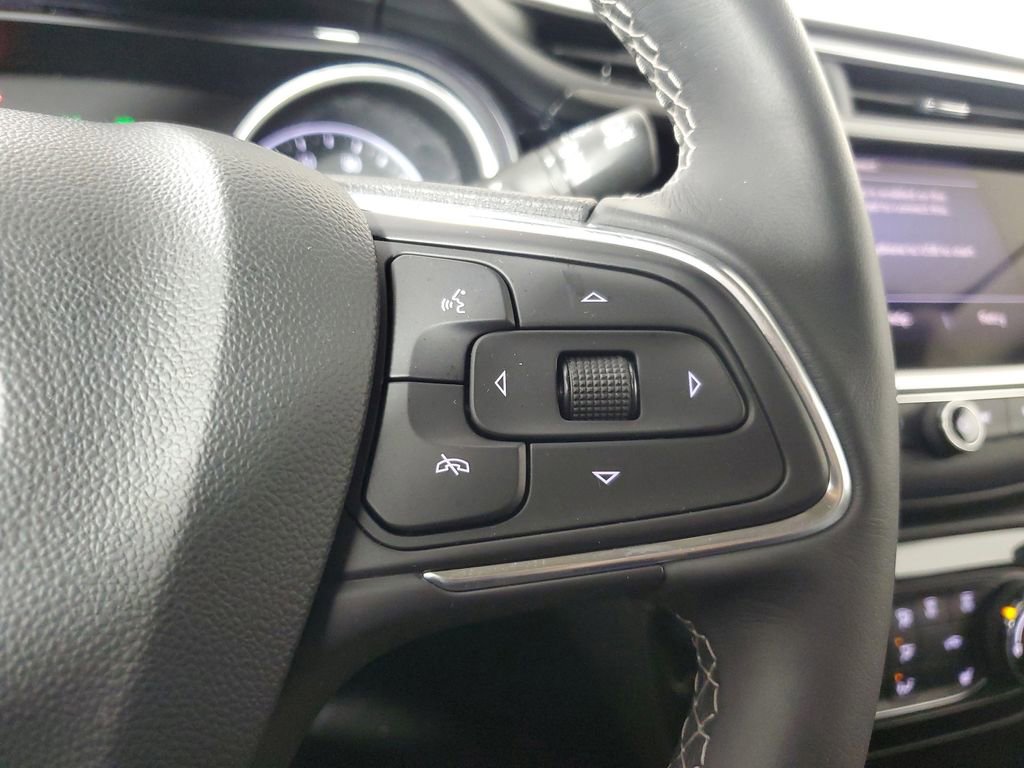 Used 2022 Buick Encore GX Preferred w/ Sport Touring Package image 24