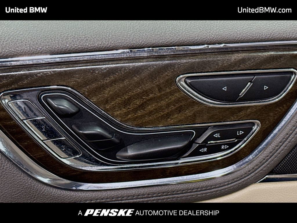 Used 2019 Lincoln Continental Reserve image 4