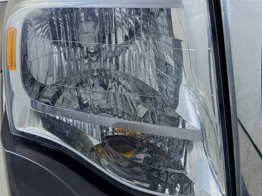 Used 2014 Ford Expedition XLT RWD image 36