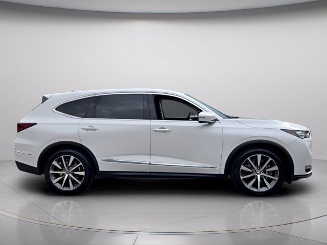 Certified 2025 Acura MDX w/ Technology Package FWD image 4