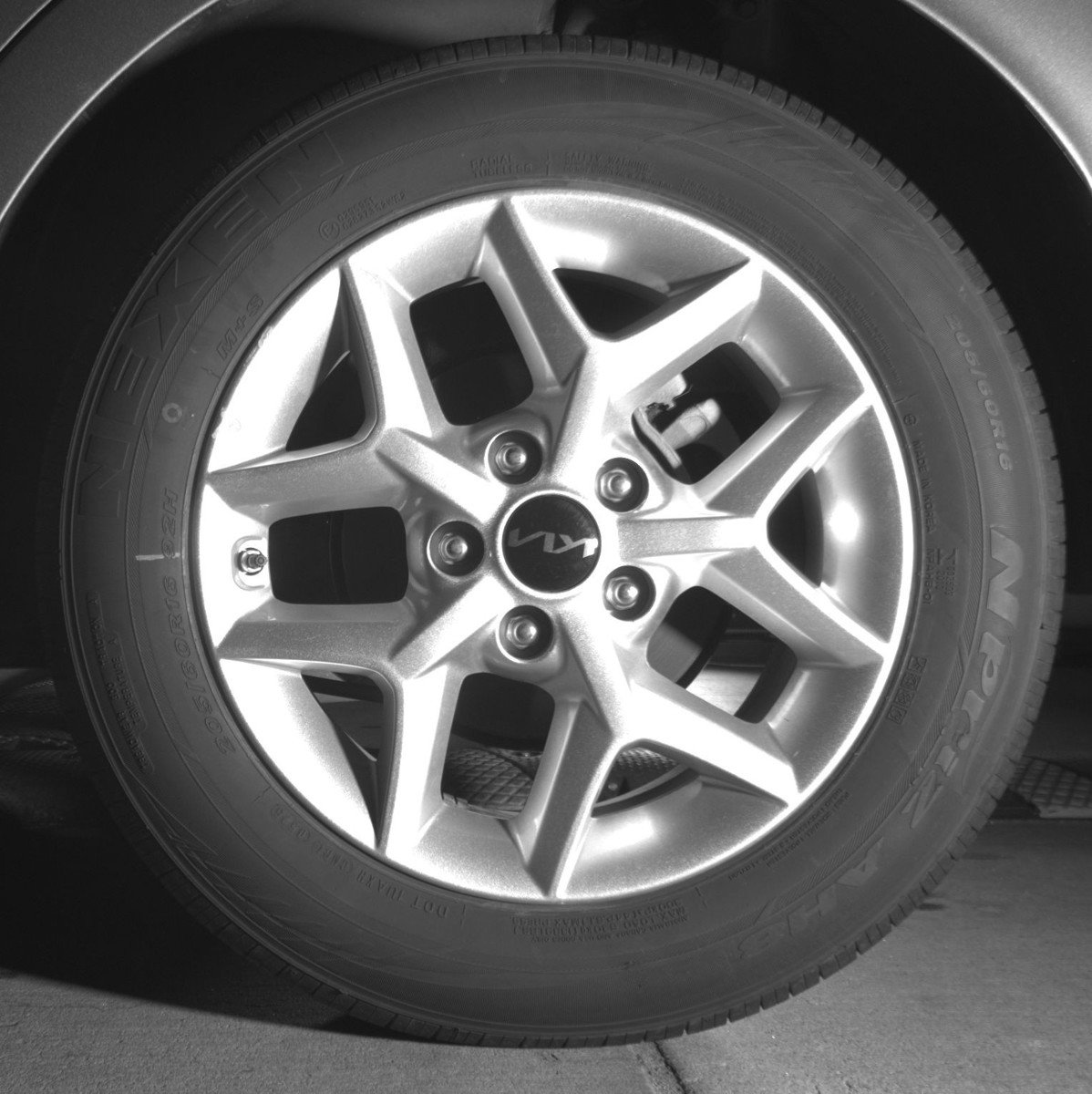 Used 2025 Kia Soul LX w/ LX Technology Package image 14