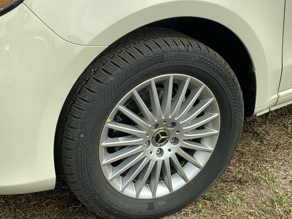 Certified 2023 Mercedes-Benz Metris Passenger image 8