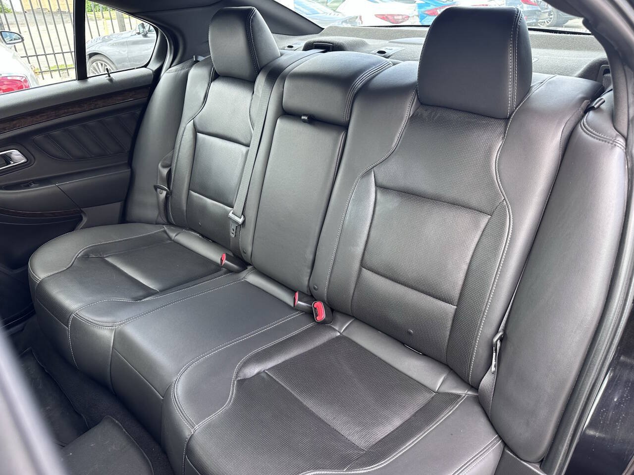 Used 2019 Ford Taurus Limited w/ Driver Assist Package FWD image 38