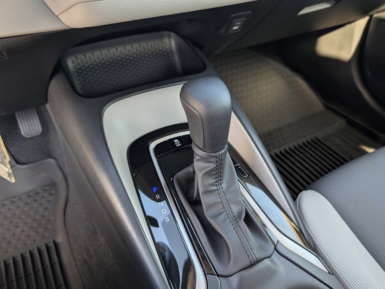 Used 2026 Toyota Corolla LE image 16