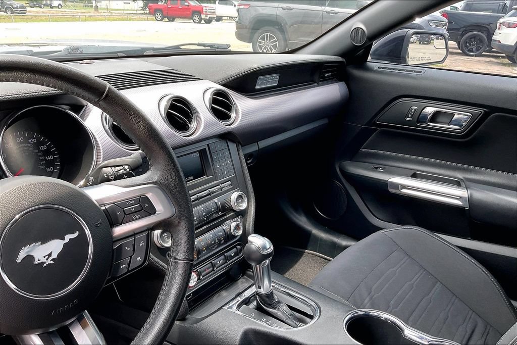 Used 2016 Ford Mustang GT RWD image 7