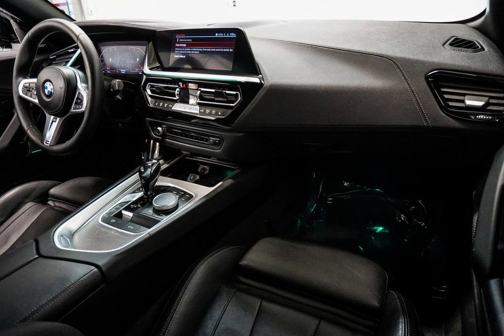 Used 2020 BMW Z4 sDrive30i w/ Executive Package image 8