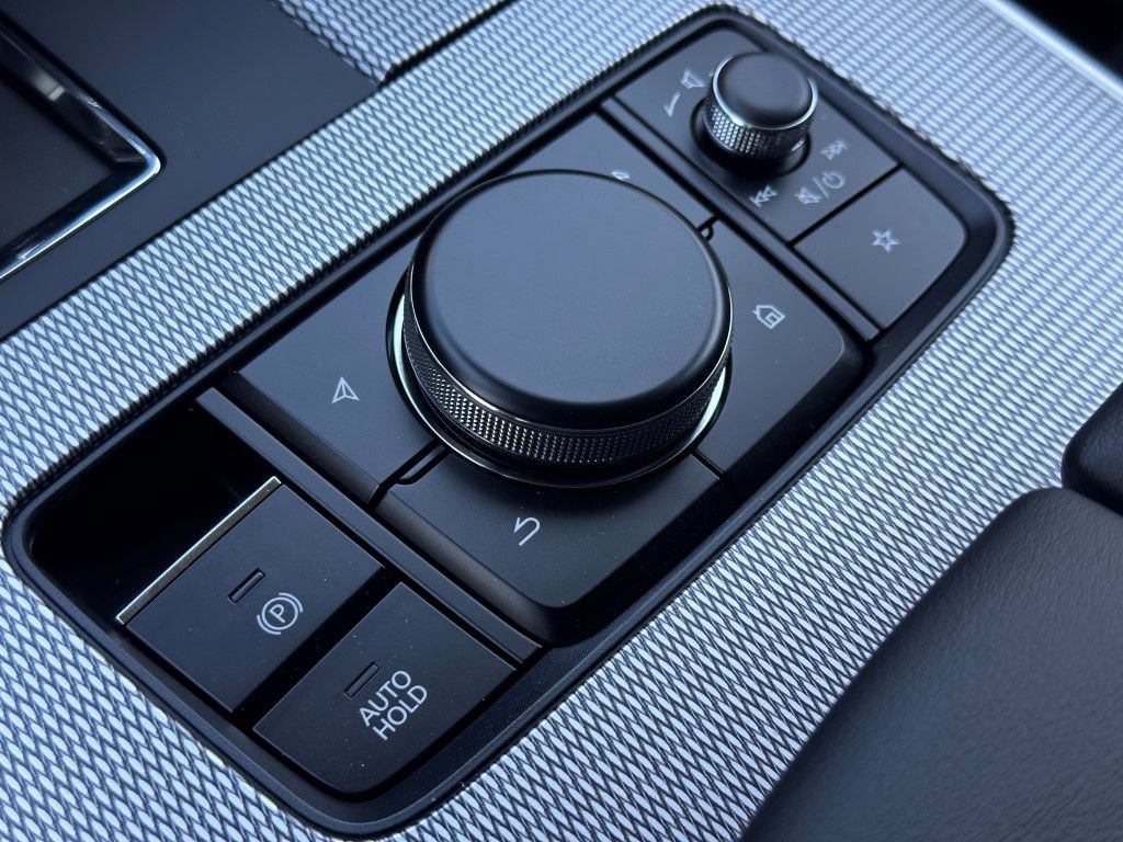 New 2025 MAZDA CX-90 Plug-In Hybrid w/ Preferred image 33
