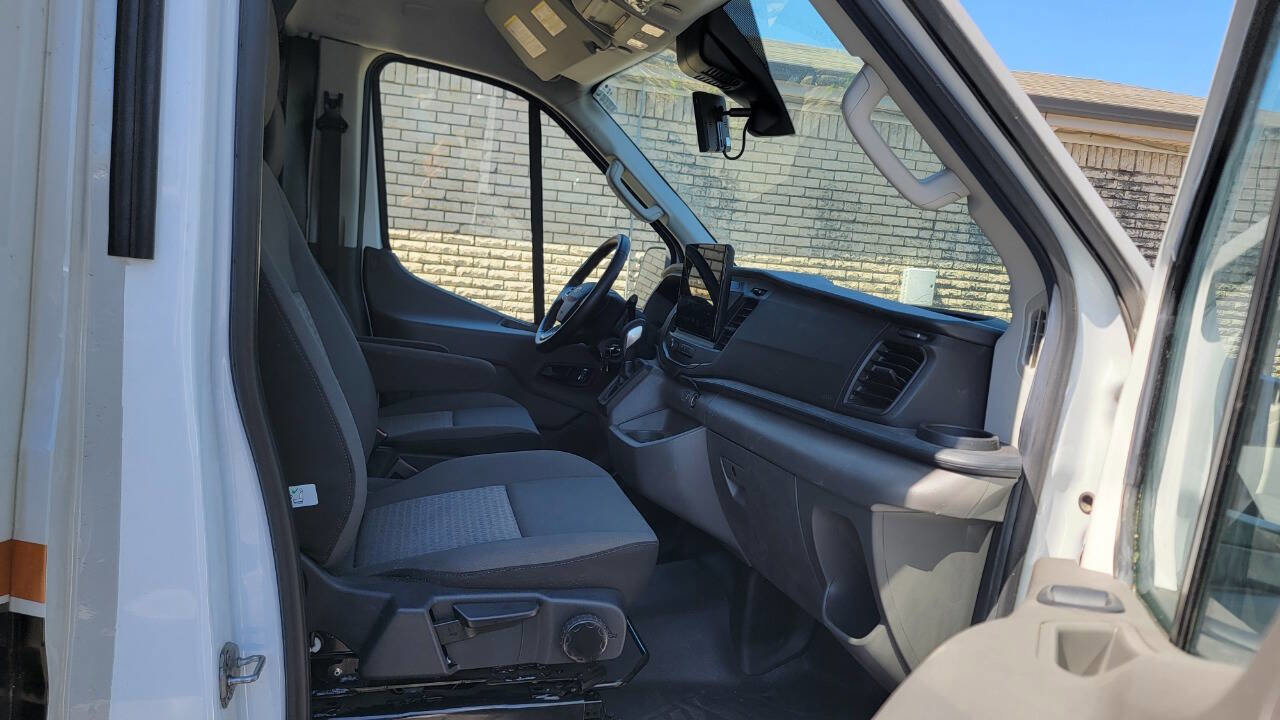 Used 2022 Ford Transit 350 350 HD AWD 2dr 156 in. WB DRW w/ Motorhome Prep Package image 19