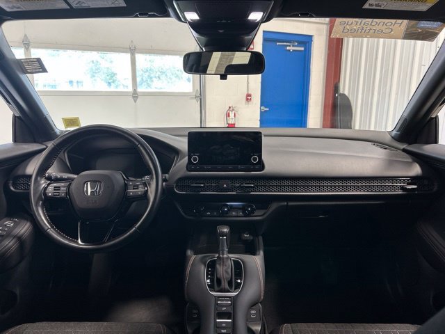 Certified 2025 Honda HR-V Sport image 18