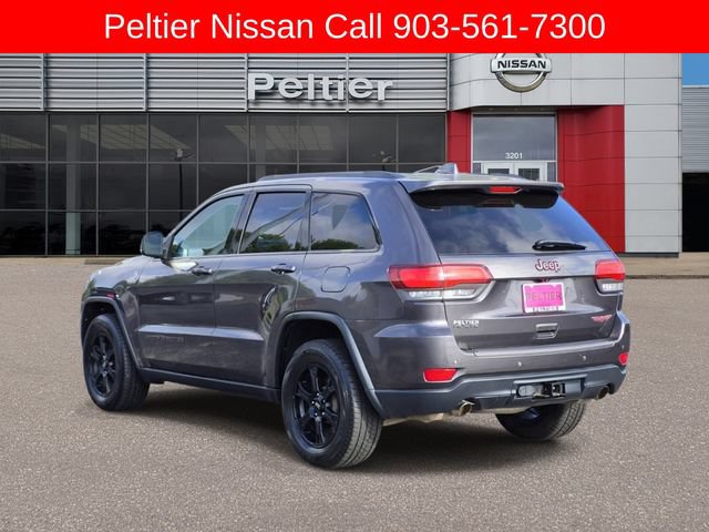 Used 2017 Jeep Grand Cherokee Trailhawk AWD/4WD image 4